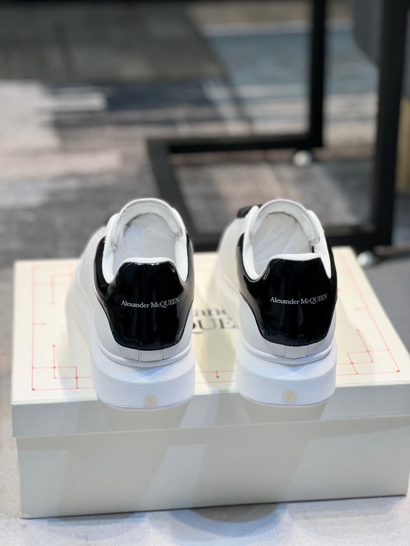 Alexander Mcqueen Casual Shoes